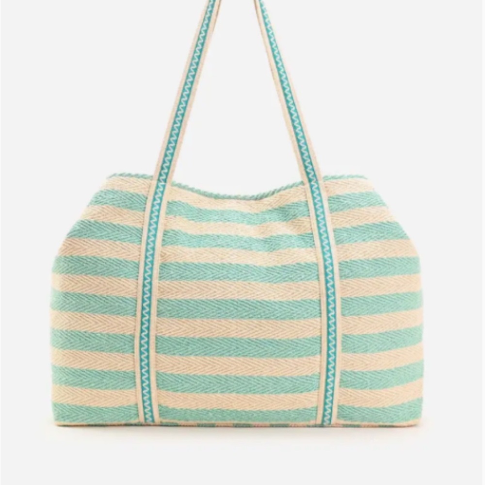 Tropical Embroidered Tote Bag - Picture 3 of 4
